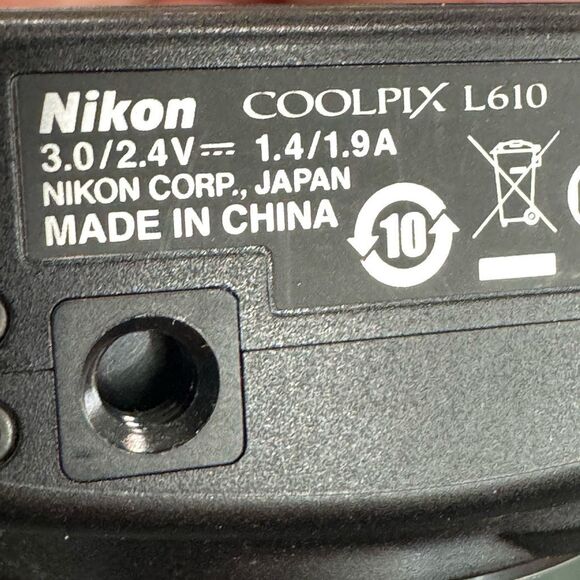 Nikon Coolpix L610 Digital Camera Untested - Picture 6 of 6